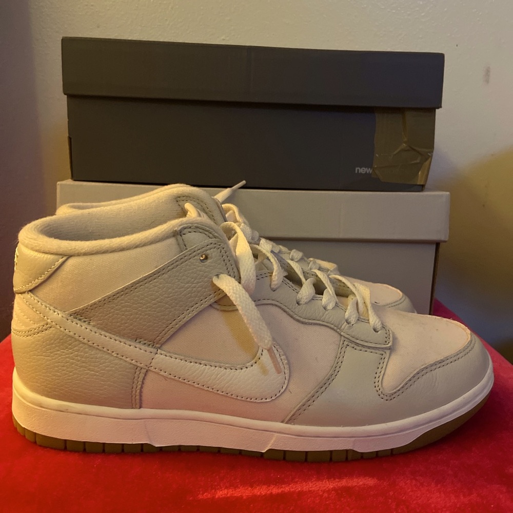 Men’s Nike shoes